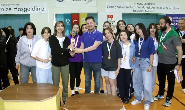 Üniversiteler Arası Bölgesel Lig Futsal Müsabakaları Tamamlandı