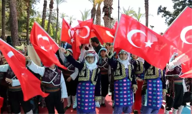 Antalya'da Coşkulu Kutlama