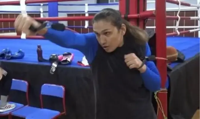 Milli boksör Elif Güneri'nin hedefi dünya şampiyonluğu