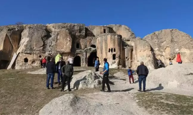 AFYONKARAHİSAR - Frig Vadisi'ne turist ilgisi