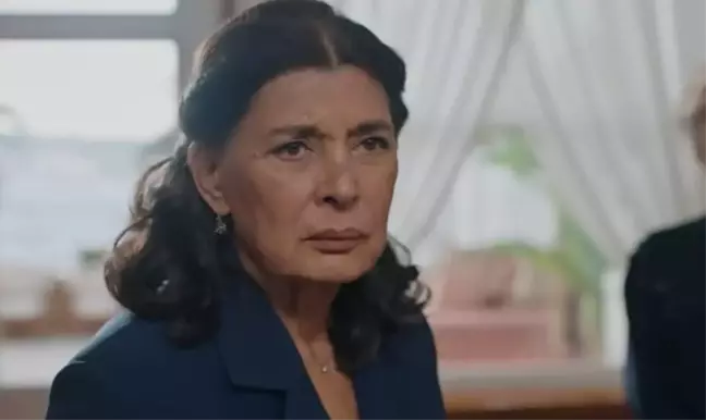 Yalı Çapkını Hattuç Hala kimdir? Hattuç Hala'yı kim canlandırıyor, gerçekte kim, ismi nedir? Şerif Sezer kimdir, kaç yaşında, nereli?