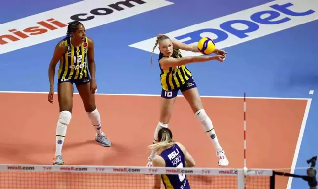 Sultanlar Ligi: Fenerbahçe Opet: 3 Eczacıbaşı Dynavit: 1