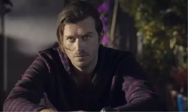 Kıvanç Tatlıtuğ boşanıyor mu?