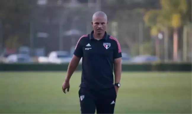 Antalyaspor'un yeni teknik direktörü kim? Alex De Souza Antalyaspor'un yeni direktörü mü?