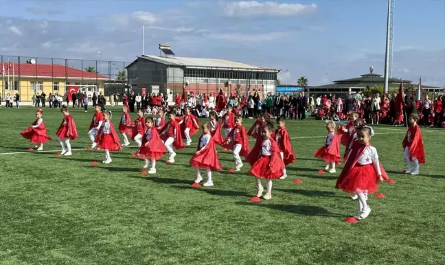 Cumhuriyet Bayramı Törenleri Sinop'un İlçelerinde Coşkuyla Kutlandı