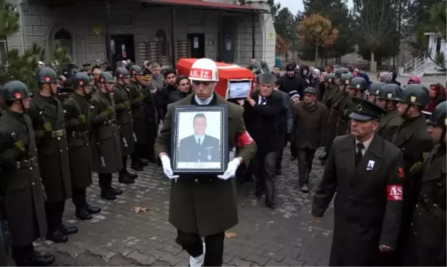 Kalp Krizinden Hayatını Kaybeden Astsubay Toprağa Verildi