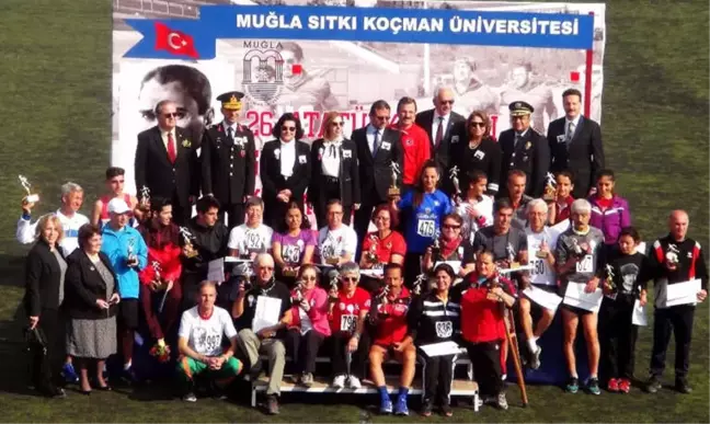 Muğla'da 26'ncı Atatürk'e Saygı Yol Koşusu