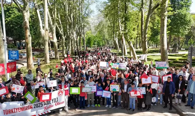Türkiye genelinde 'Aile Yılı Yürüyüşü' düzenlendi