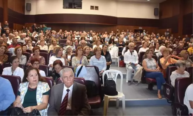 İzmir'de Laik Bilimsel Eğitim Platformu'ndan Eğitim Paneli