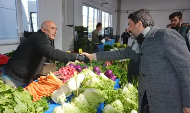 Kırka Kapalı Pazar Yeri Esnafı da Vatandaşı da Menmnun Etti
