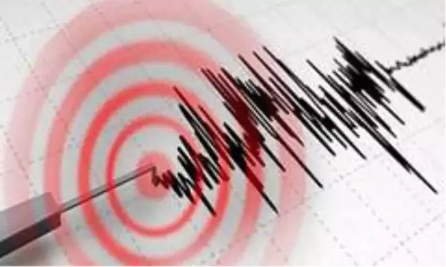 Endonezya'da 6.2 büyüklüğünde deprem
