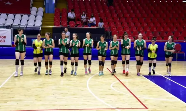 Bbsk'nın Küçükleri Turnuvaya Hızlı Başladı