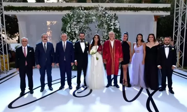 Kayda ve Tüylü Ailelerinin Mutlu Günü