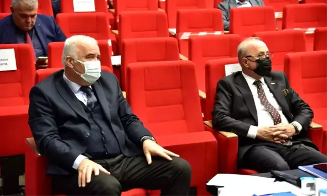 Başkan Ergün, Eğitimci Başkanları ve Meclis Üyelerini Onure Etti