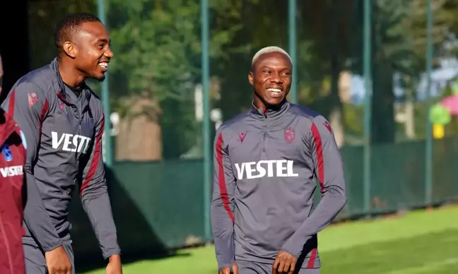Trabzonspor kafilesi Antalya'ya gitti