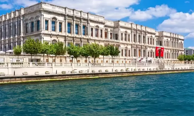 Çırağan sarayı ne zaman yapıldı, kim yaptırdı?