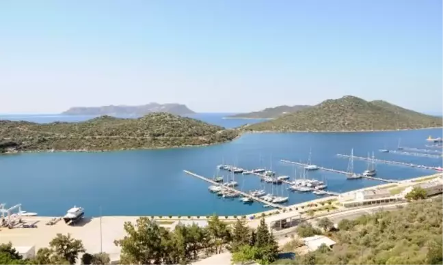 Kaş Yat Limanı'nda Otel ve Ticari Alan Genişletme Planı Reddedildi