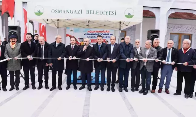 Osmangazi Belediyesi'nin katkılarıyla Hüdavendigar Osmangazi Camii hizmete açıldı