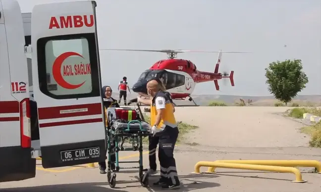 Ankara'da 88 Yaşındaki Hasta Ambulans Helikopter ile Hastaneye Kaldırıldı