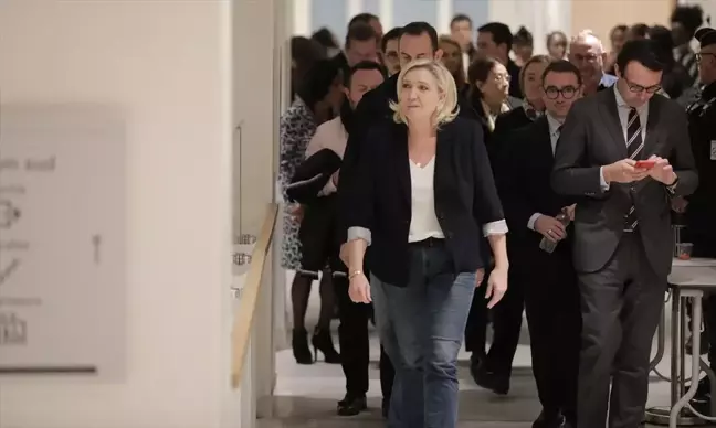 Marine Le Pen'in Avrupa Fonları Davası 31 Mart'ta Karara Bağlanıyor