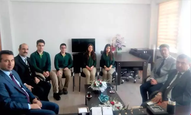 Beyşehir Kaymakamı Şahiner, Liselileri Ziyaret Etti