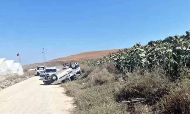 Ehliyetsiz sürücünün kullandığı otomobil takla attı: 1 ölü, 1 yaralı