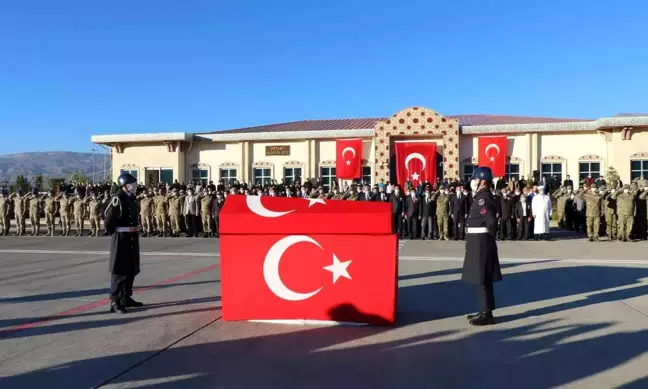 Son dakika haberleri: Erzincan'da şehit düşen asker dualarla memleketi Erzurum'a uğurlandı