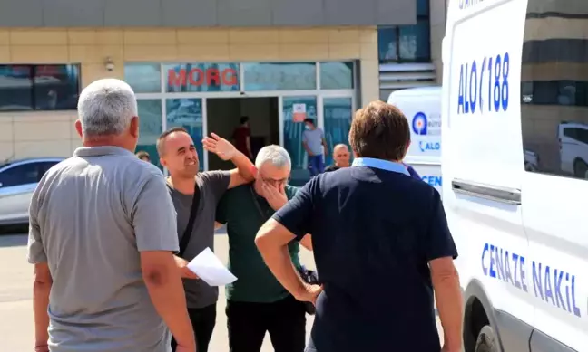 Antalya'da Kıyı Erozyonu Faciası: 8 Yaşındaki Kız Çocuk Hayatını Kaybetti