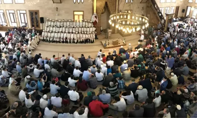 Hilaliye Kur'an Kursu'nda 43. Hafızlık Töreni