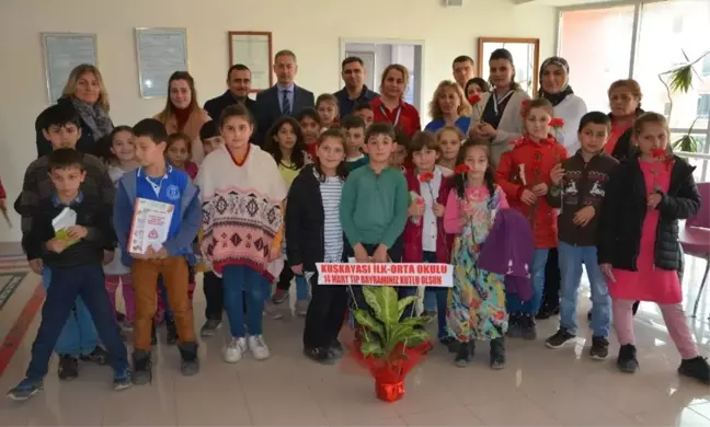 Miniklerden Sağlıkçılara Sürpriz