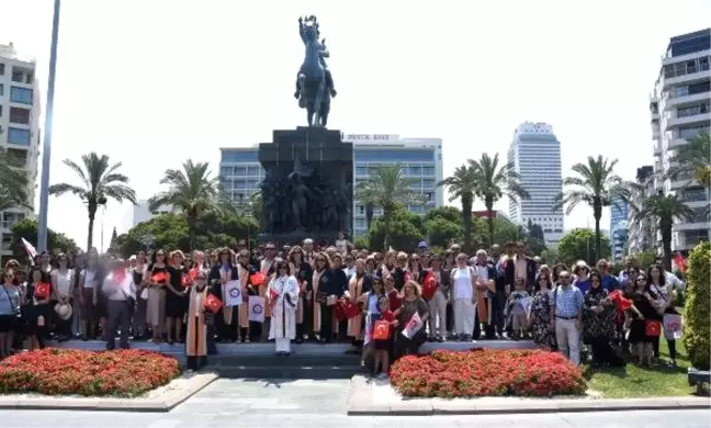 Demokrasi Üniversitesi'nden '15 Temmuz' yürüyüşü