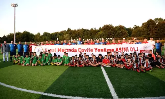 Kartepe'de Şöhretler Futbol Turnuvası başladı