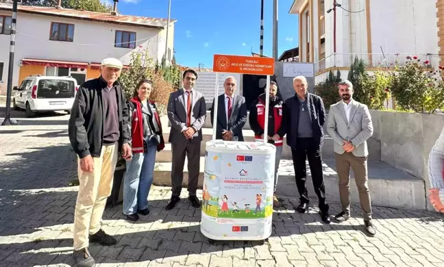 Tunceli'de Koruyucu Aile Modeli İçin Bilgilendirme Stantları Açıldı