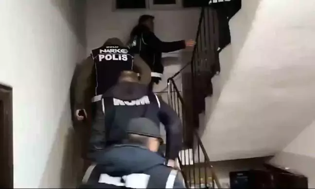 Bolu'da Göçmen Kaçakçılığı Operasyonları: 7 Yabancı Uyruklu Yakalandı