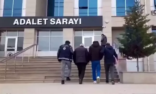 Van'da Göçmen Kaçakçılığına Operation: 10 Organizatör Yakalandı