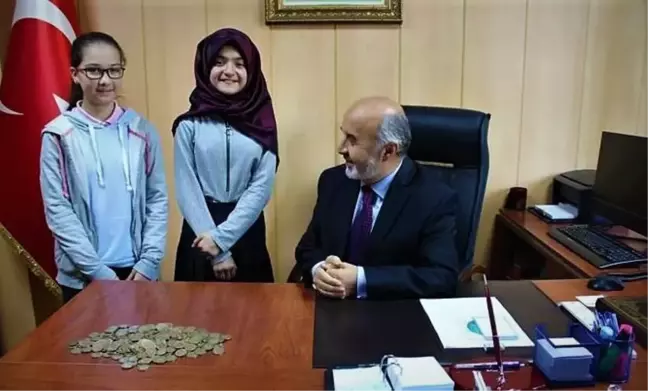 Arakanlı Müslümanlar İçin 15 Temmuz Logolu 200 TL Demir Para Topladılar