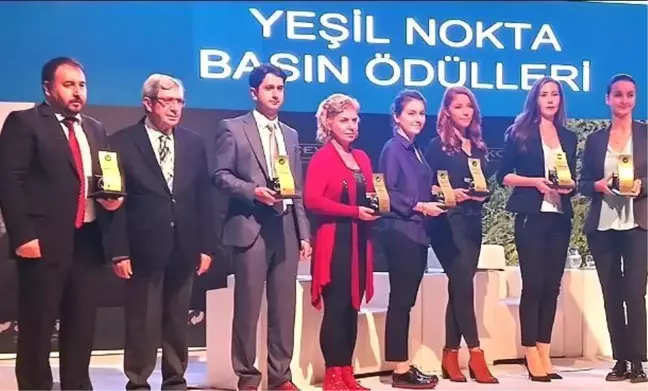 KRAL POP RADYO'ya ÇEVKO Vakfı'ndan Ödül!