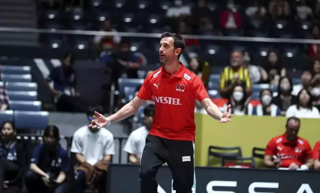 Milli Kadın Voleybol Takımı, Peru'yu yendi