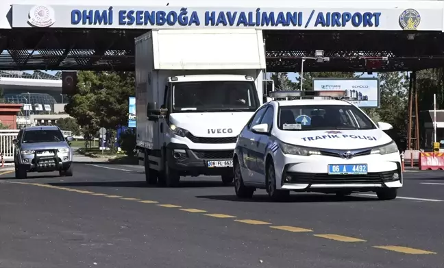 İsviçre'den Türkiye'ye iade edilen 37 parçalık kültür varlıkları Anadolu Medeniyetleri Müzesi'ne teslim edildi