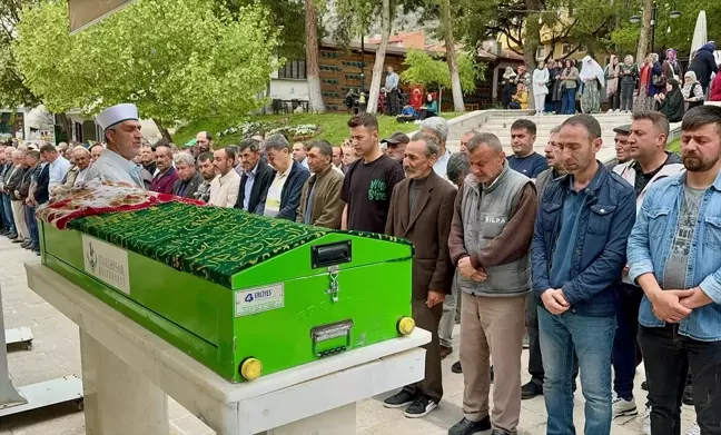ÇOMÜ öğrencisi Zeliha Güneş'in cenazesi toprağa verildi