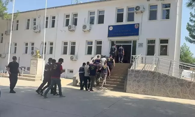 Diyarbakır'da Büyükbaş Hayvan Hırsızlığı Şüphelileri Yakalandı