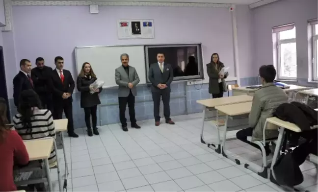 Başkan Bakıcı'dan Öğrencilere Tatil Hediyesi