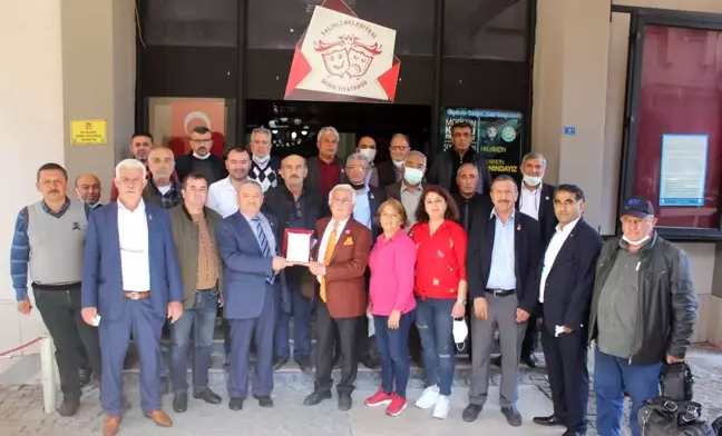 Salihlili muhtarlar 5. kez Mehmet Güler'i seçti
