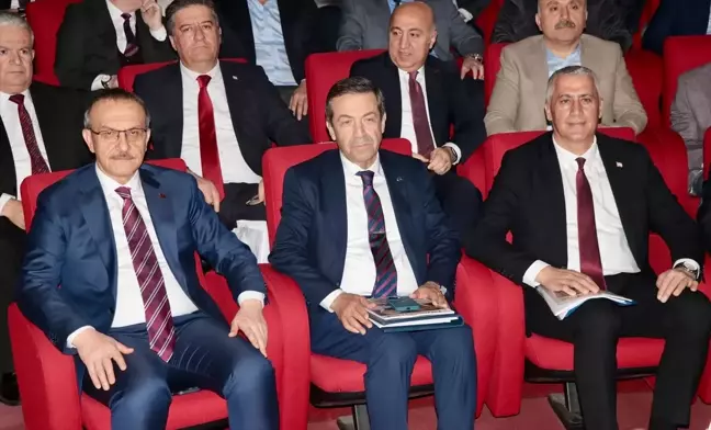 KKTC'li Bakanlar Ertuğruloğlu ve Amcaoğlu, Kocaeli'de sanayicilerle buluştu
