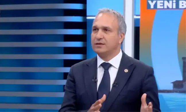 Suat Özçağdaş kimdir? Halk Tv konuğu Suat Özçağdaş kaç yaşında, nereli? Suat Özçağdaş biyografisi!