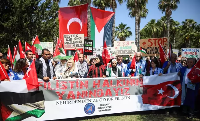 Akdeniz Üniversitesi'nden İsrail'e kınama; işini kaybeden bilim insanlarına çağrı