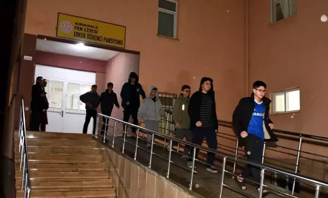 Kırıkkale'de Lise Pansiyonlarında Yangın Tahliye Tatbikatı Gerçekleştirildi