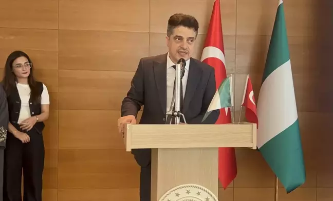 Nijerya'da 23 Nisan Ulusal Egemenlik ve Çocuk Bayramı Töreni Düzenlendi
