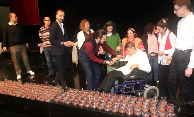 Engelliler Gününde 'Tatlı' Uzlaşma