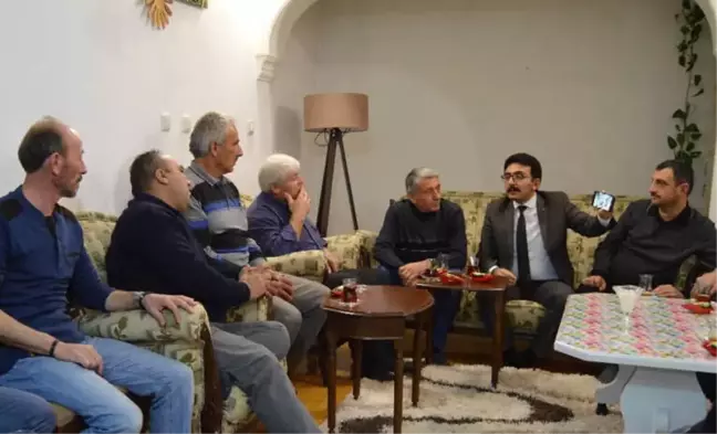 İl Başkan Mengi, Vatandaşı Evinde Dinliyor